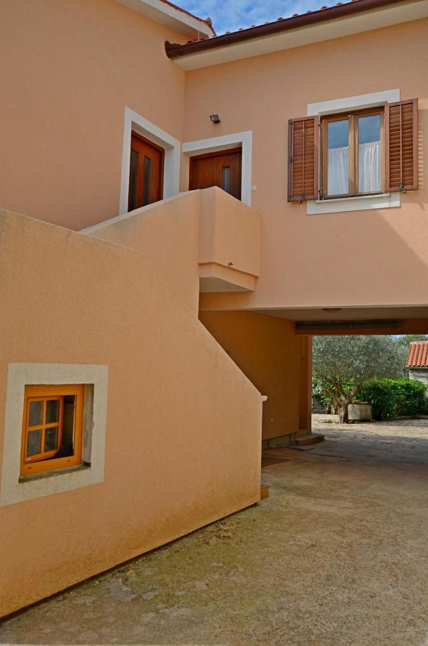 Apartments Josip Pavicini Eksteriør billede